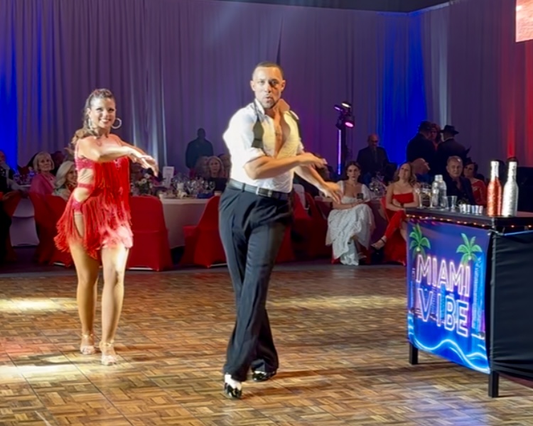 Danielle & Primo dance Cha-Cha